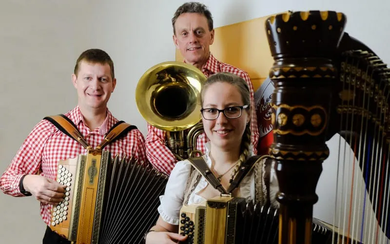 grenzland_trio_1.jpg